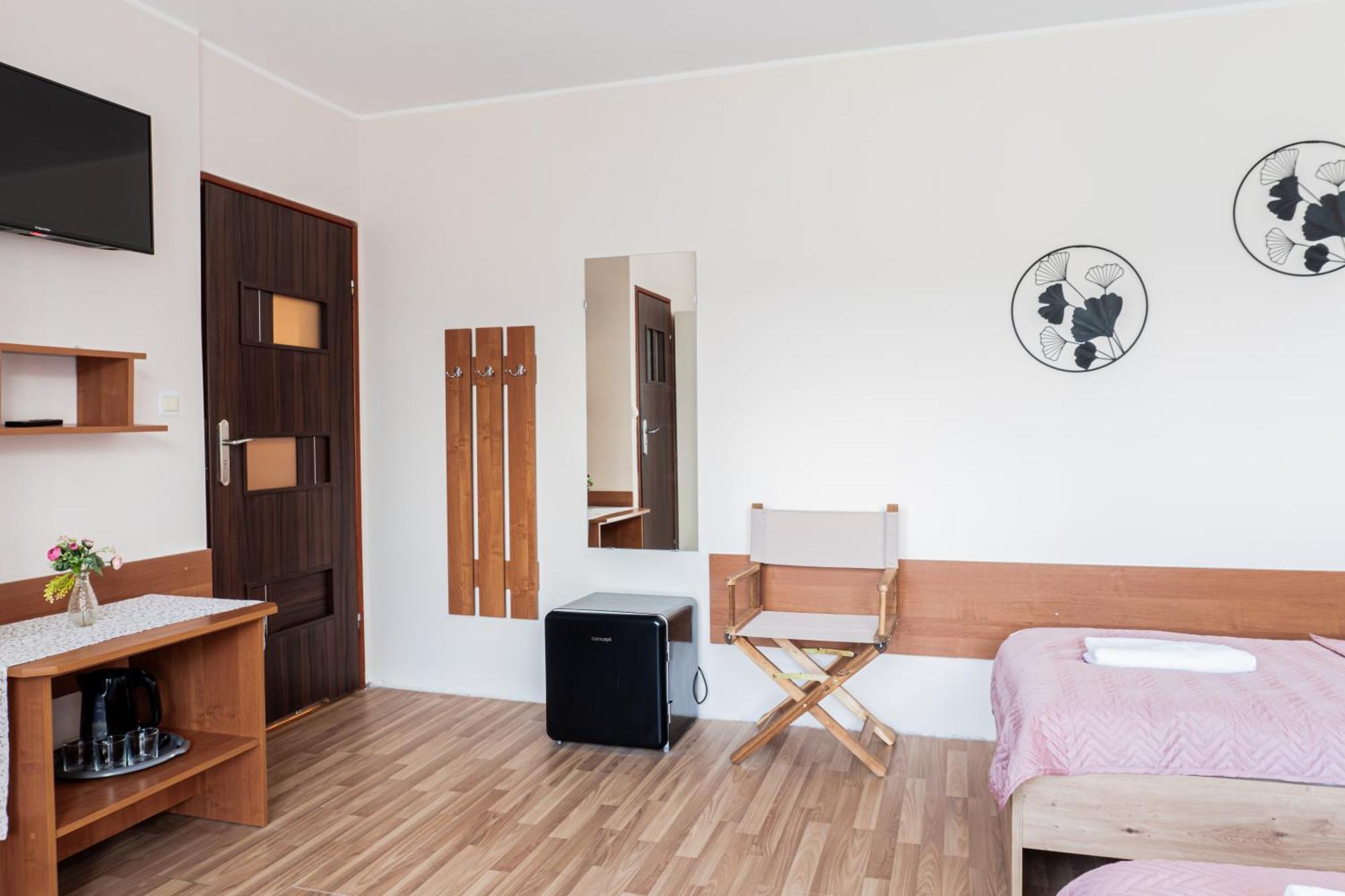 Goscinne Raf-tur - Sala Zabaw, Grill - Idealny Dla Rodzin Z Dziecmi Homestay